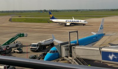 Foto: Flugzeuge am Flughafen